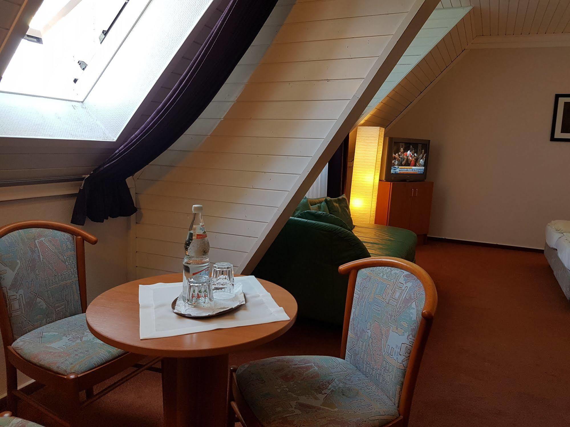 Hotel Restaurant Klostermuehle Reutlingen Ngoại thất bức ảnh
