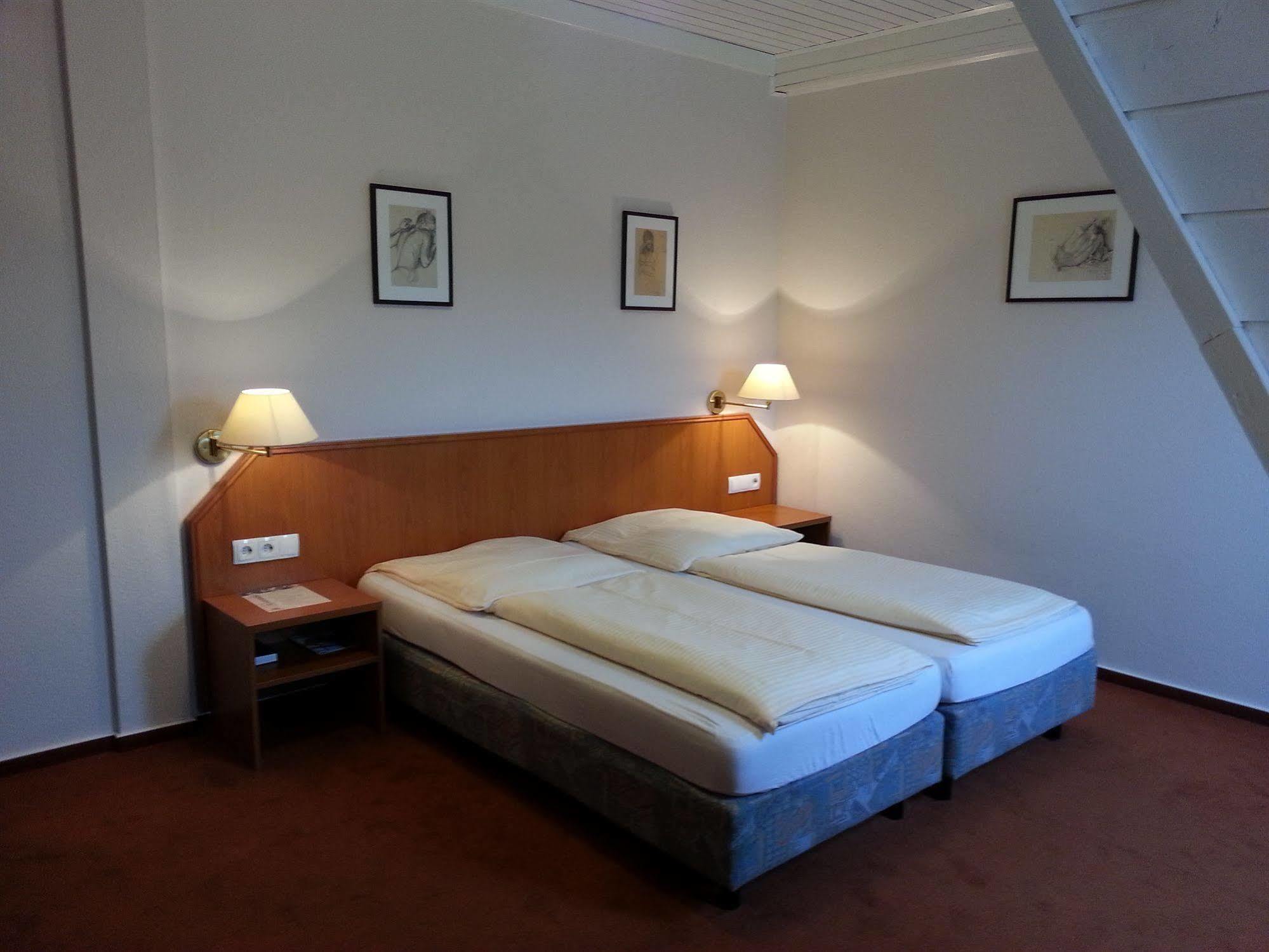 Hotel Restaurant Klostermuehle Reutlingen Ngoại thất bức ảnh