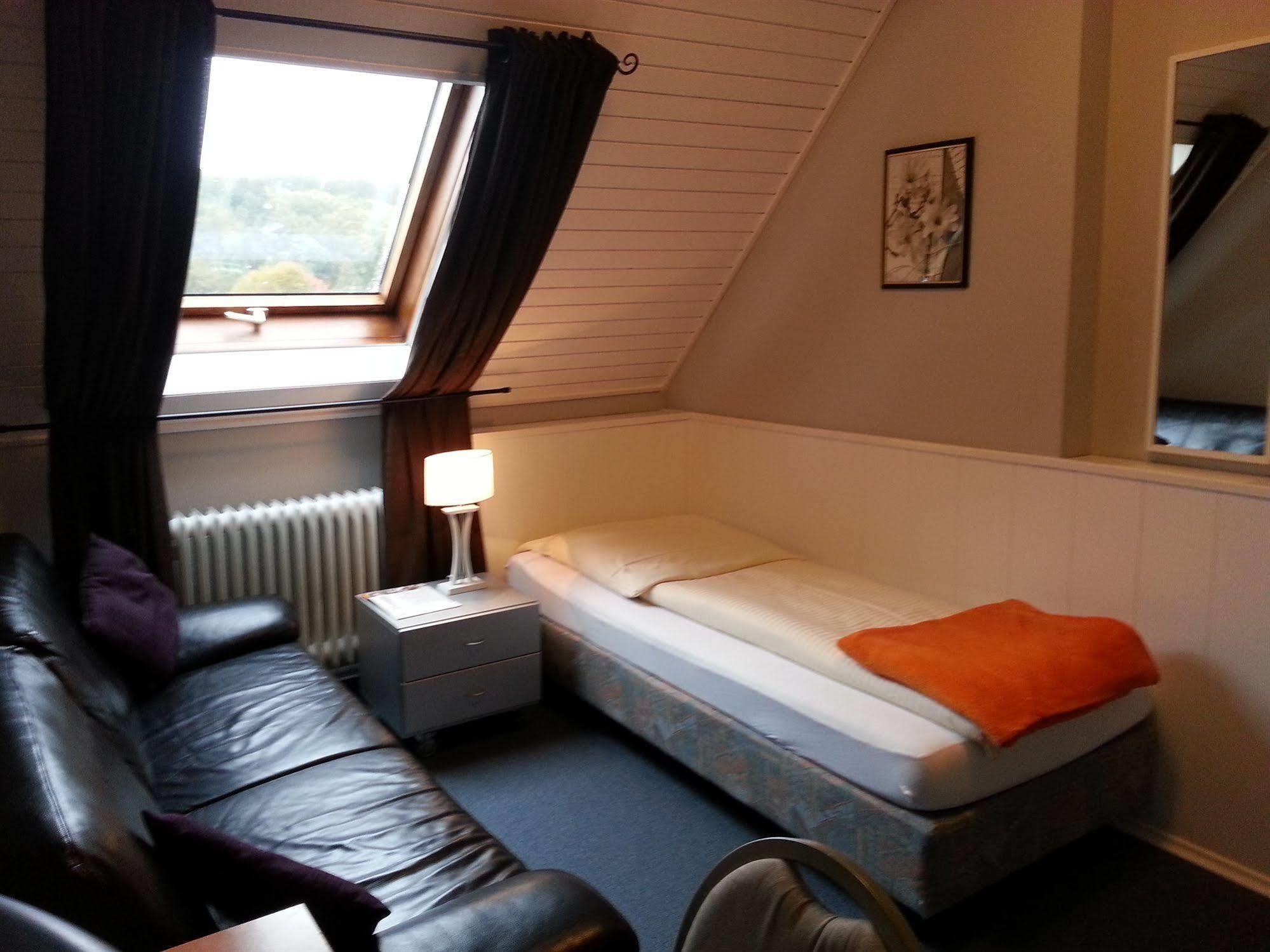 Hotel Restaurant Klostermuehle Reutlingen Ngoại thất bức ảnh